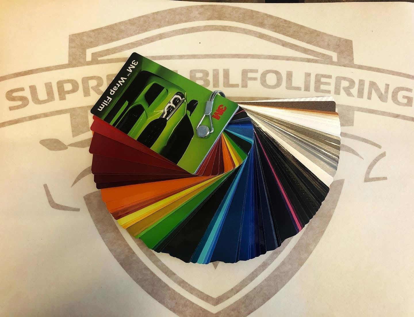 3M 2080 Wrapping Serie – Rull på 22.9m | Premium Vinylfolie for Helfoliering